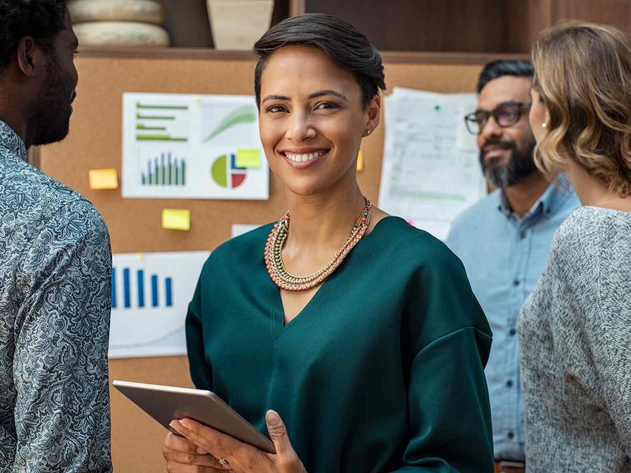 https://corporateexecutiveservices.com/wp-content/uploads/2020/09/service_02-1280x960.jpg
